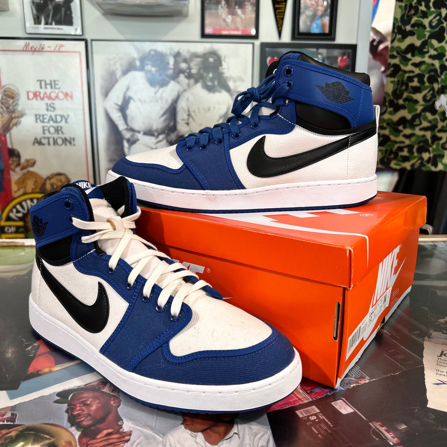Royal blue Ajko