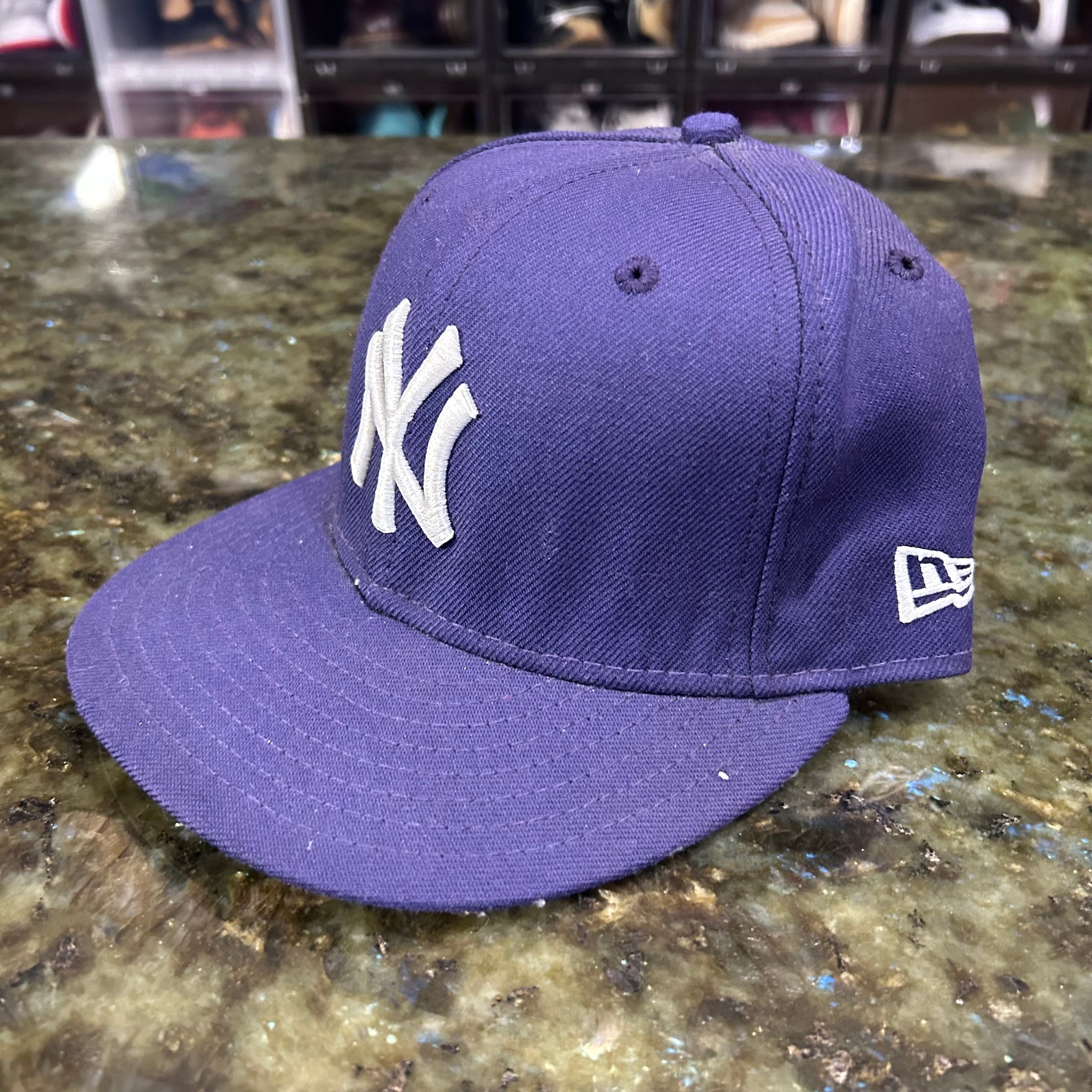 Yankees fitted cap no side patch