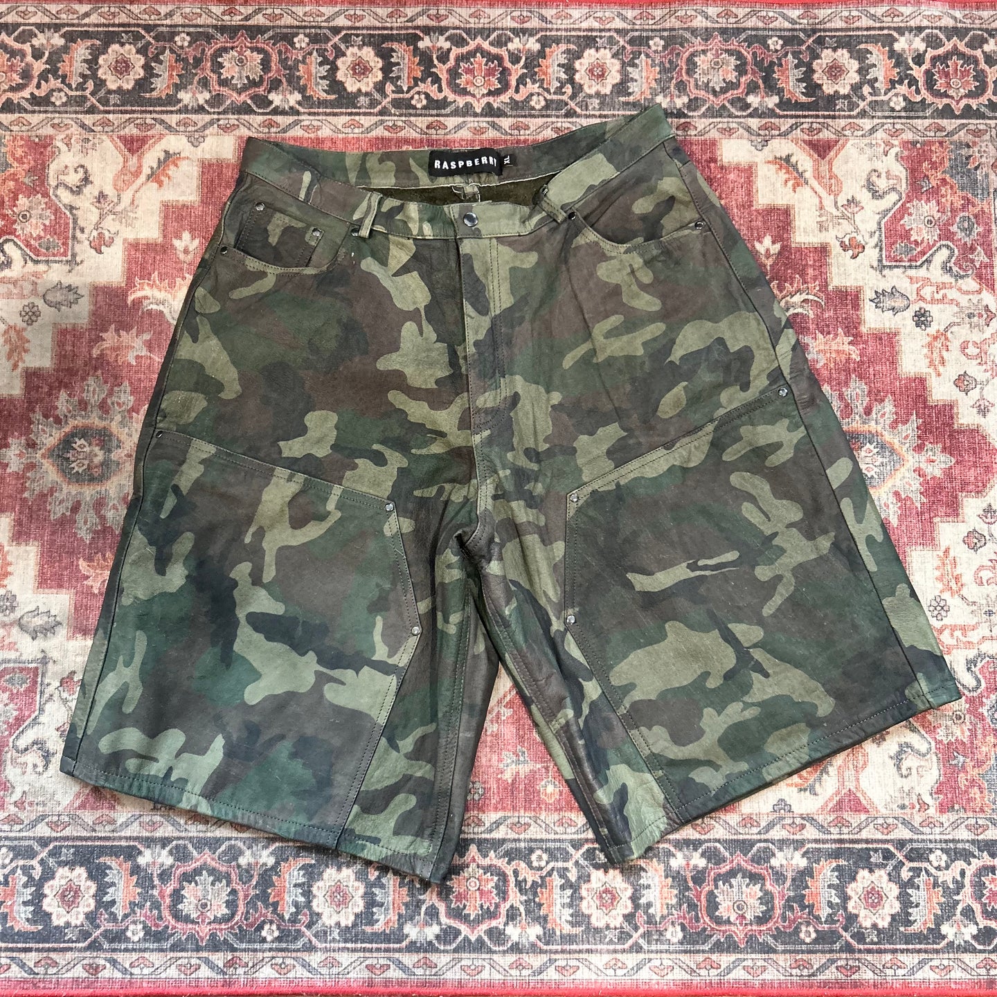 Street wear Rasberry leather camo jorts