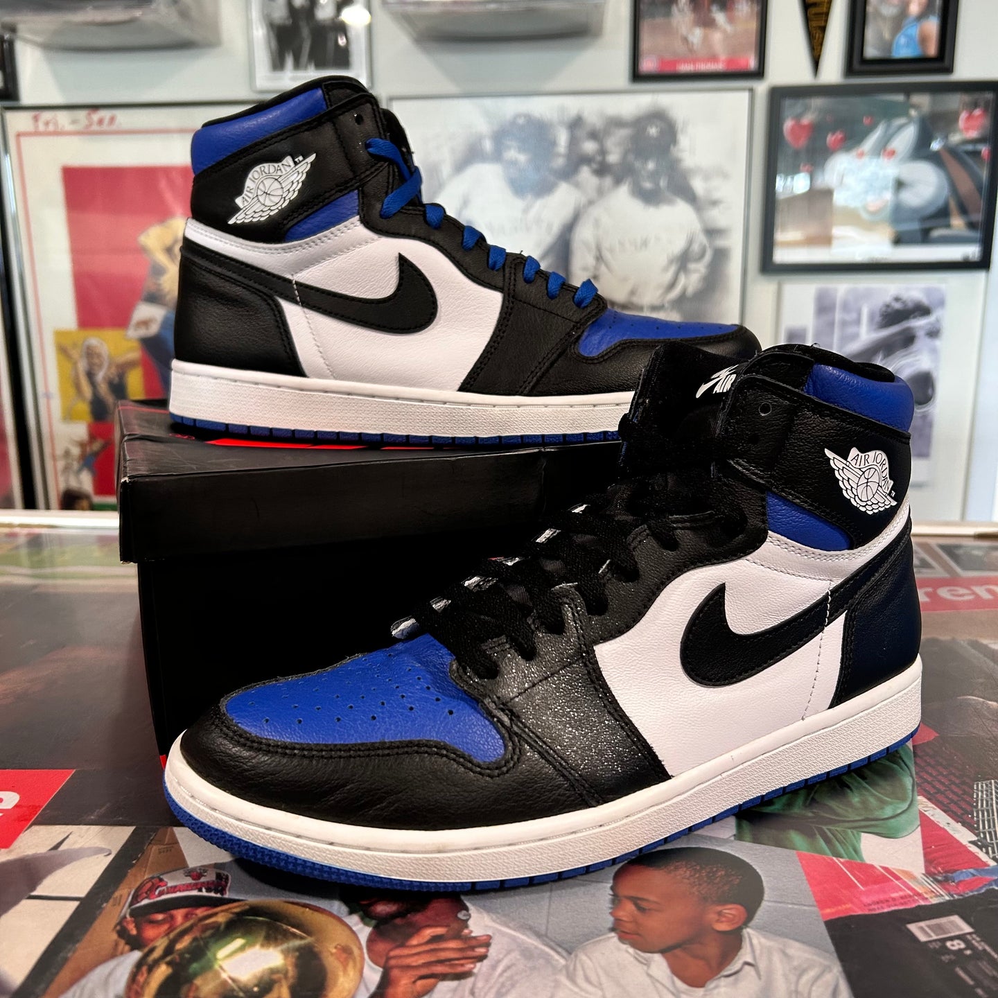 Royal tie Jordan 1’s