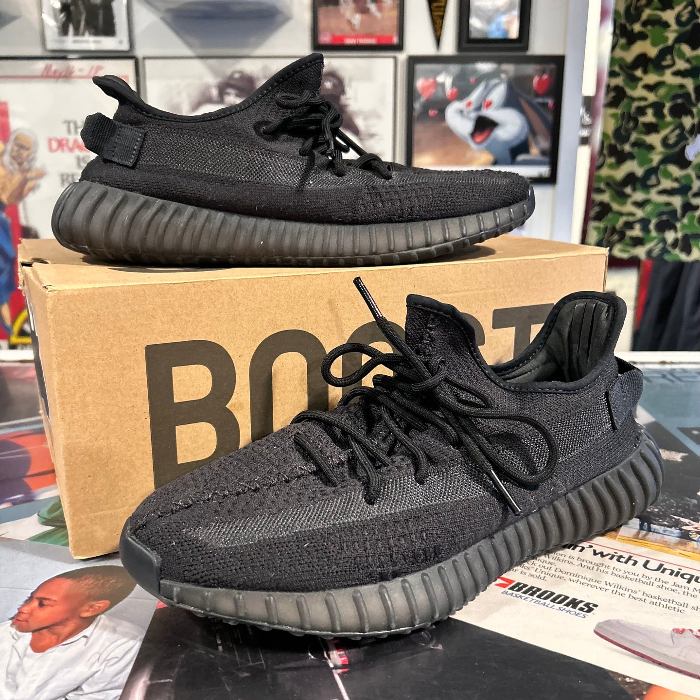 Yzy 350 triple black