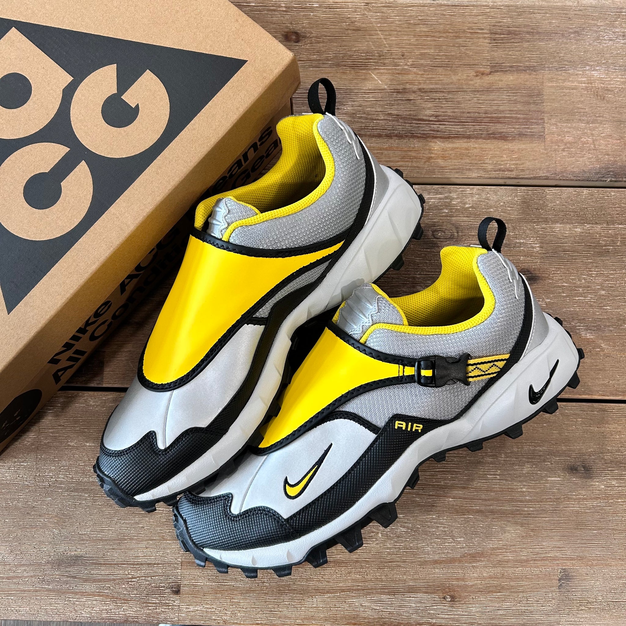 Nike ACG hikers