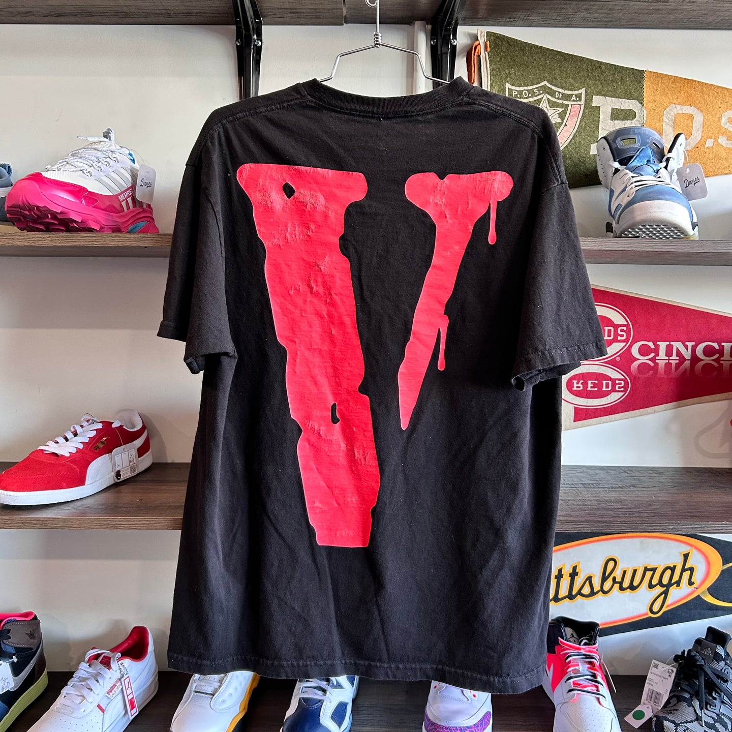 V-lone City Mourge tee