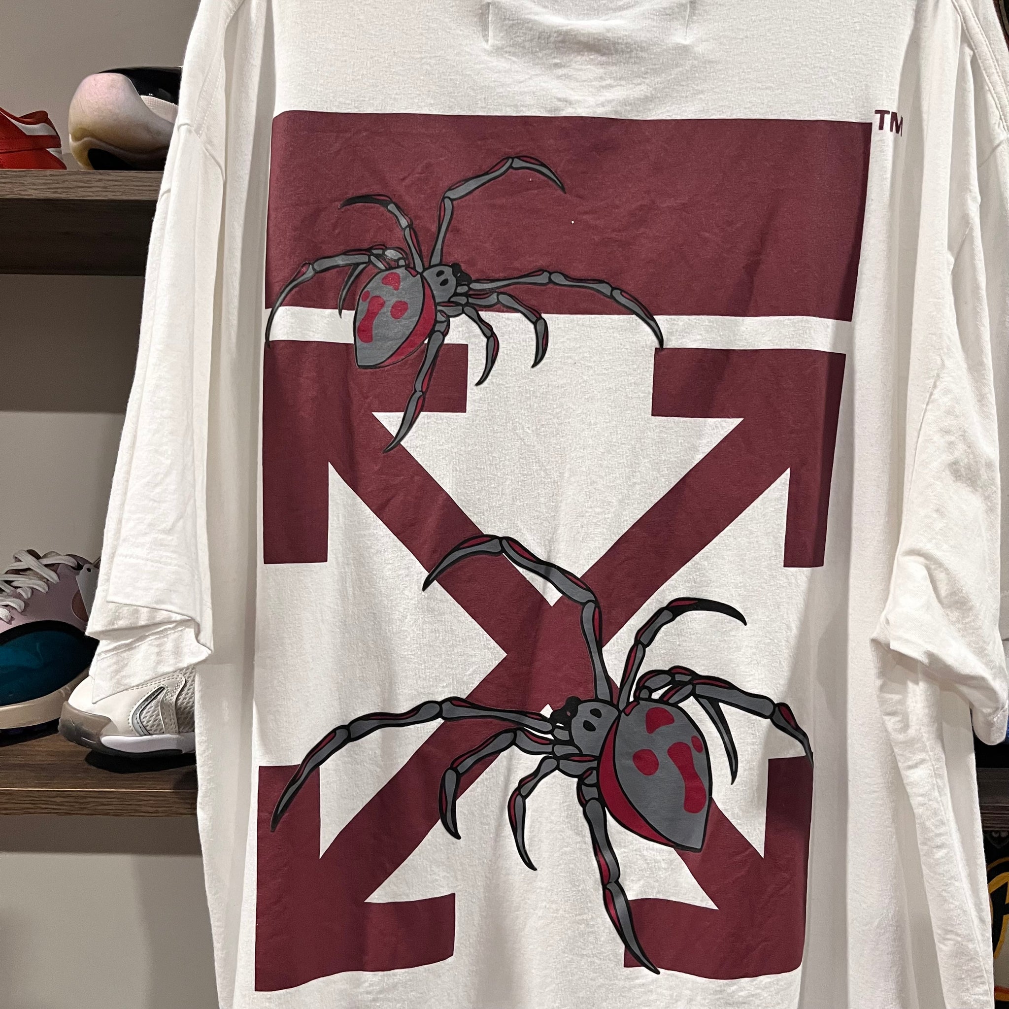 Off-White spider tee