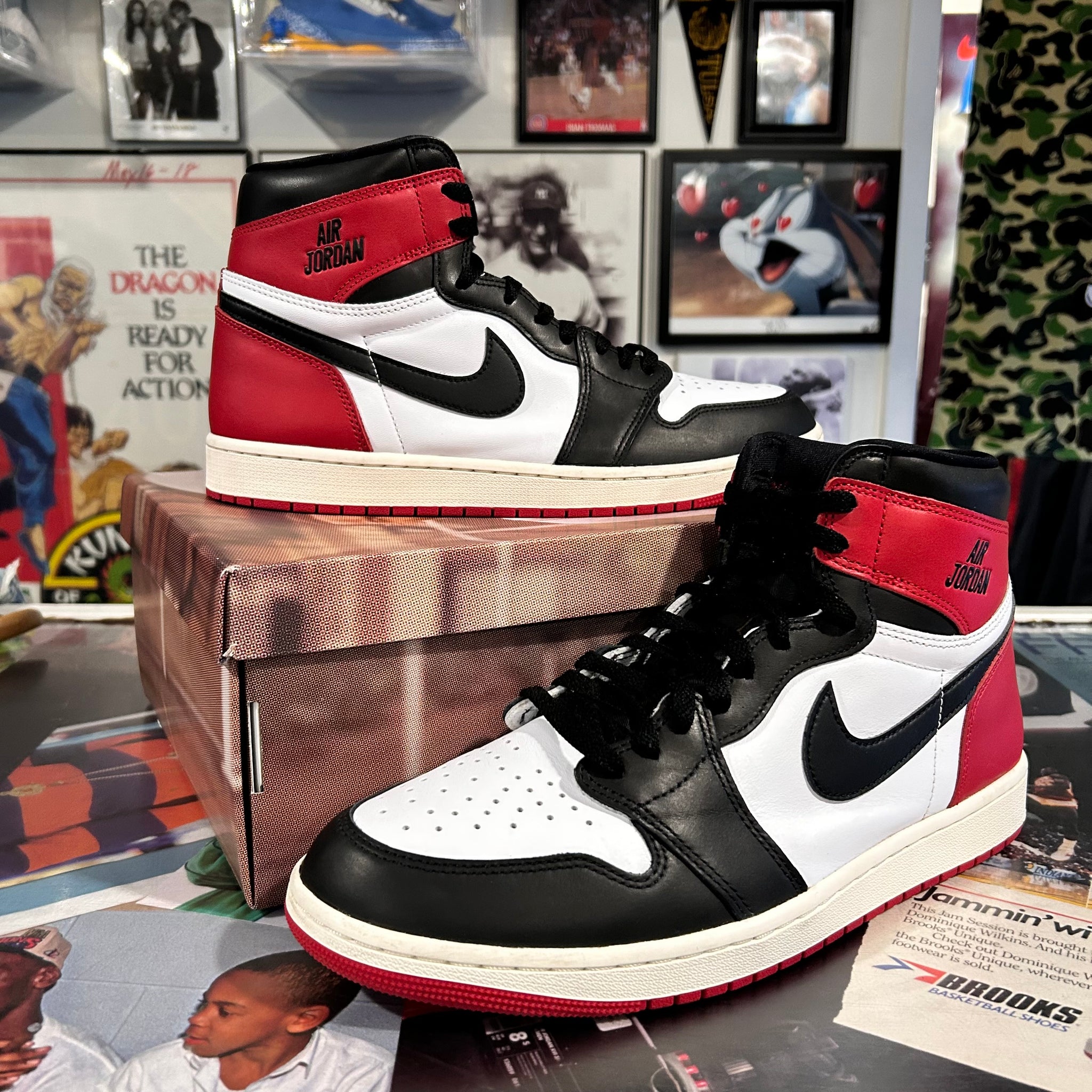 Black toe Jordan 1’s