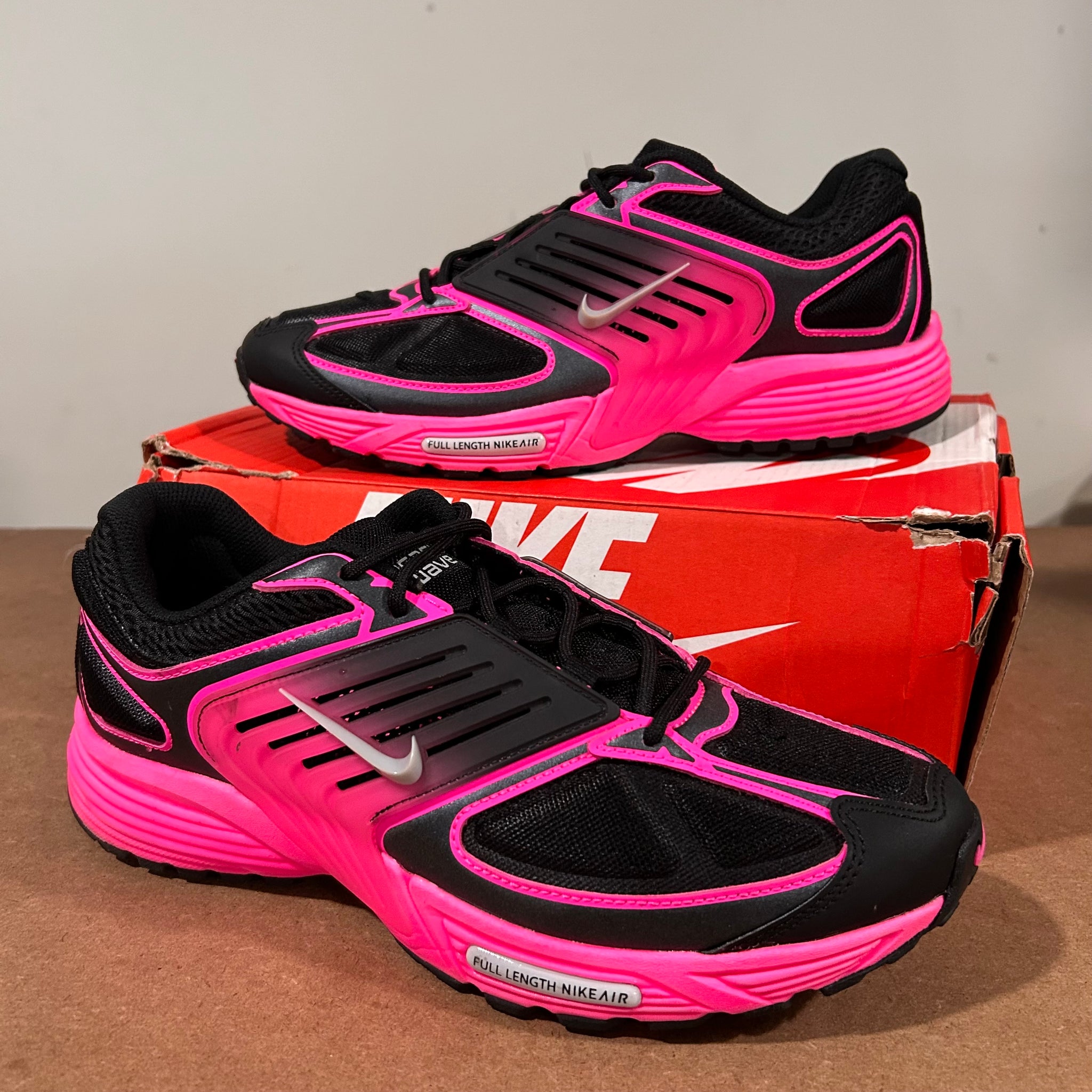 Nike Pegasus pink and black pre owned