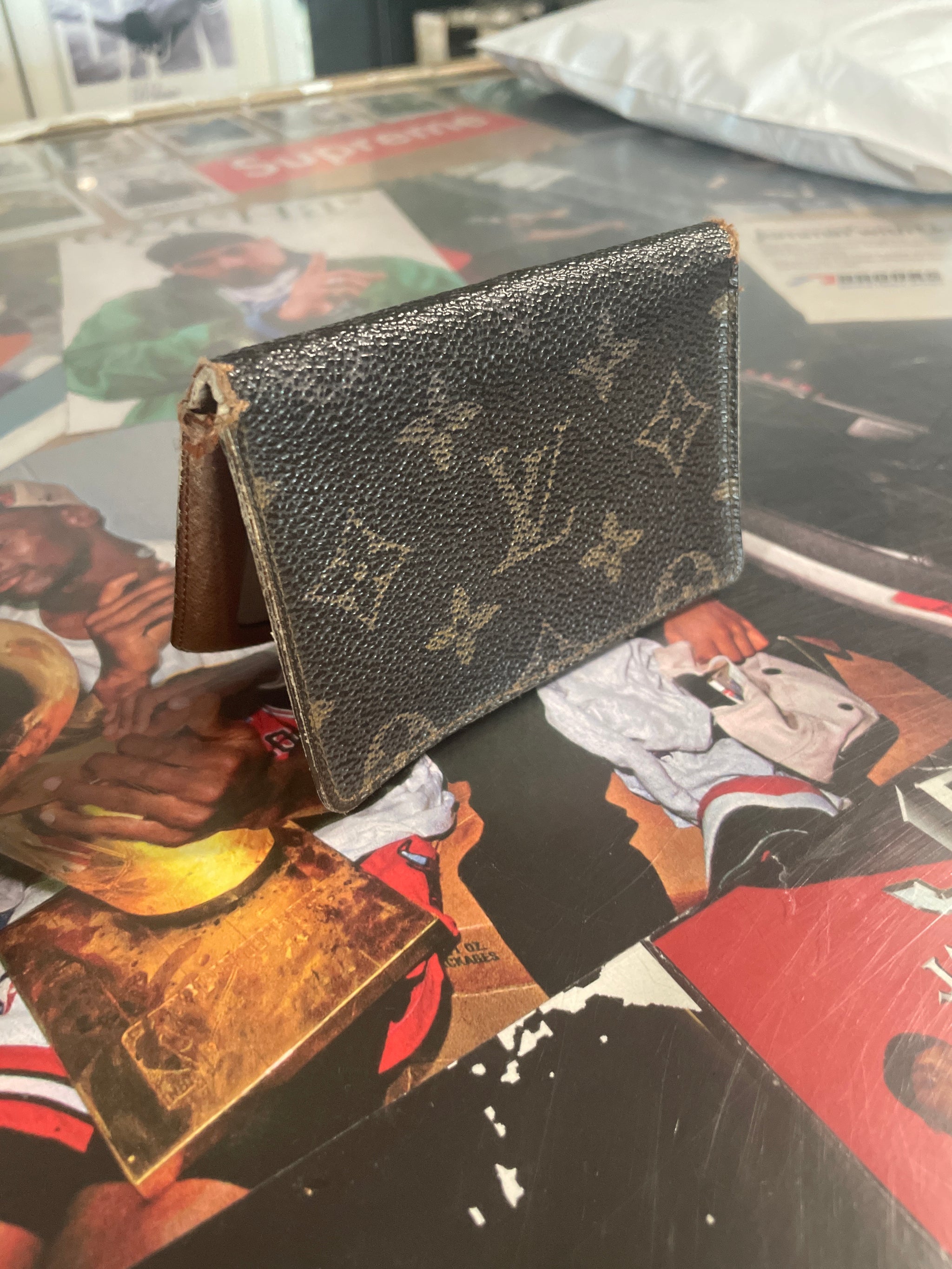 LV Wallet