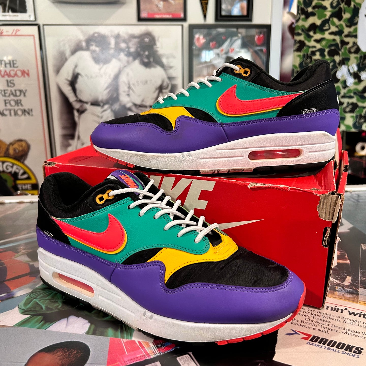 Nike air max multi color ( pre owned )