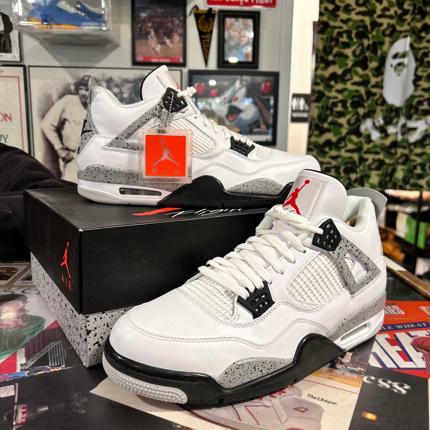 2016 Air Jordan 4 Retro OG “White Cement”