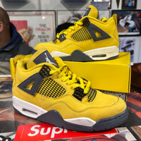 Lightning Jordan 4’a
