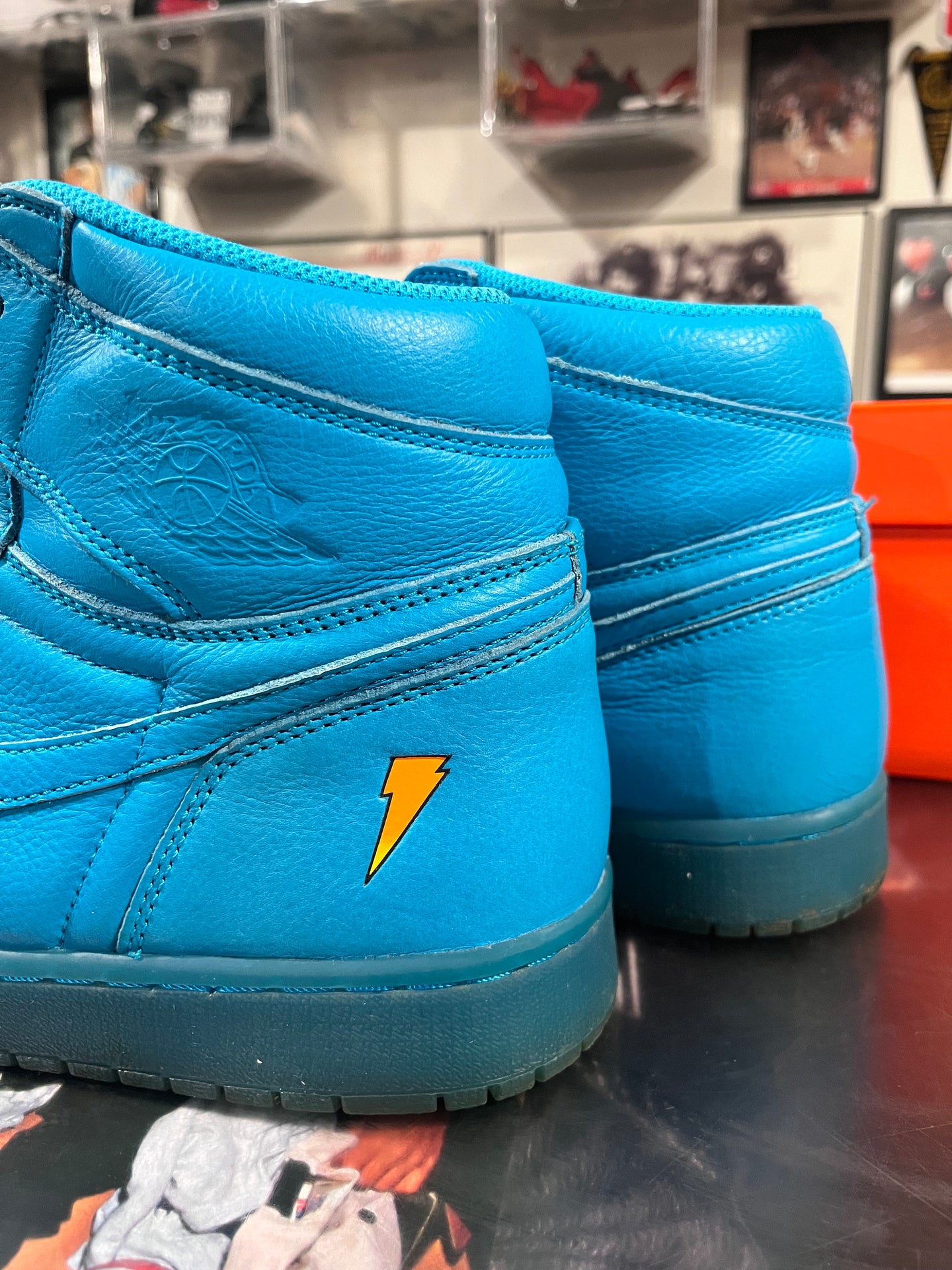 Gatorade Jordan 1’s