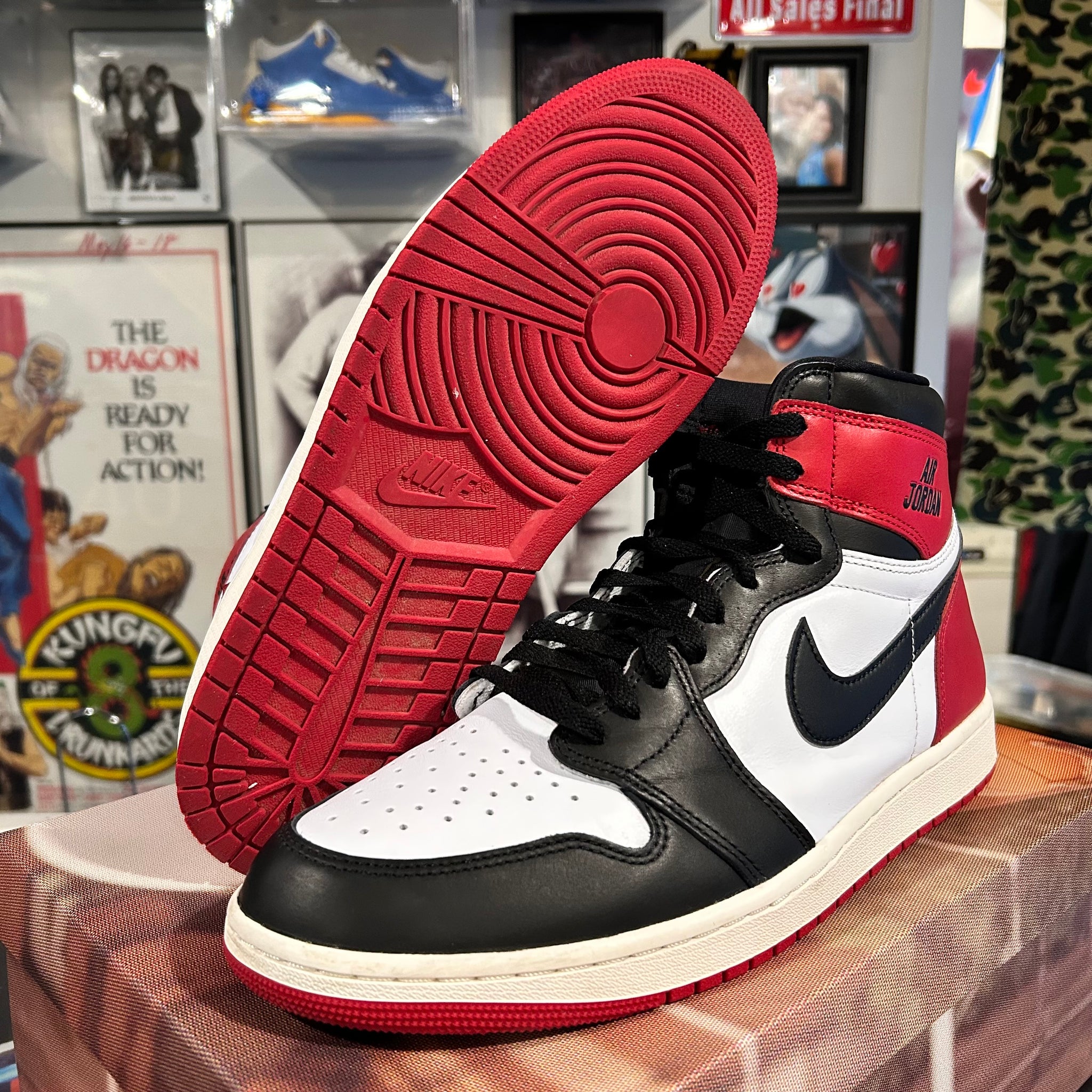 Black toe Jordan 1’s