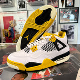 Sulfur Jordan 4’s