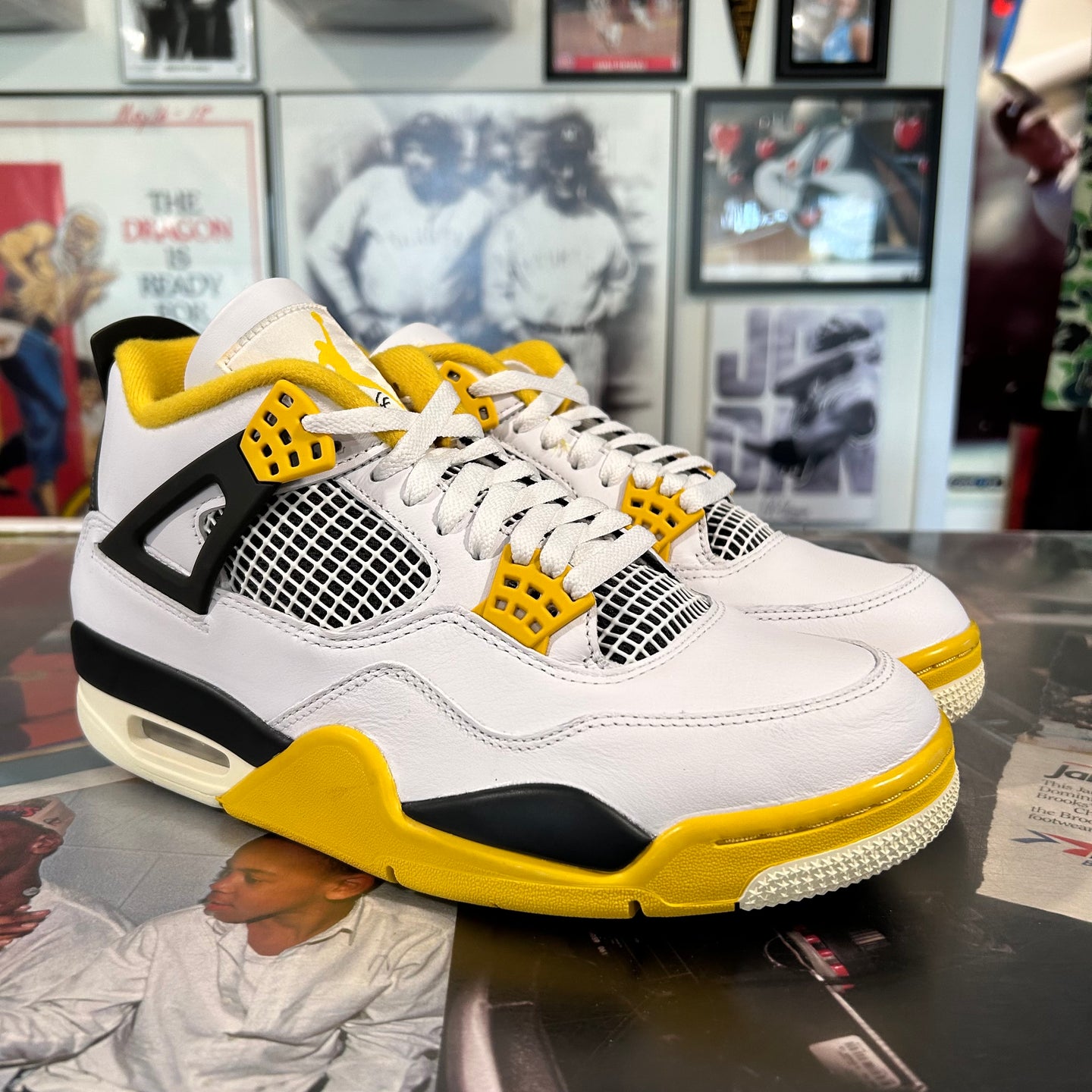 Sulfur Jordan 4’s