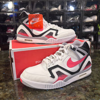 Nike Air Tech Challenge
