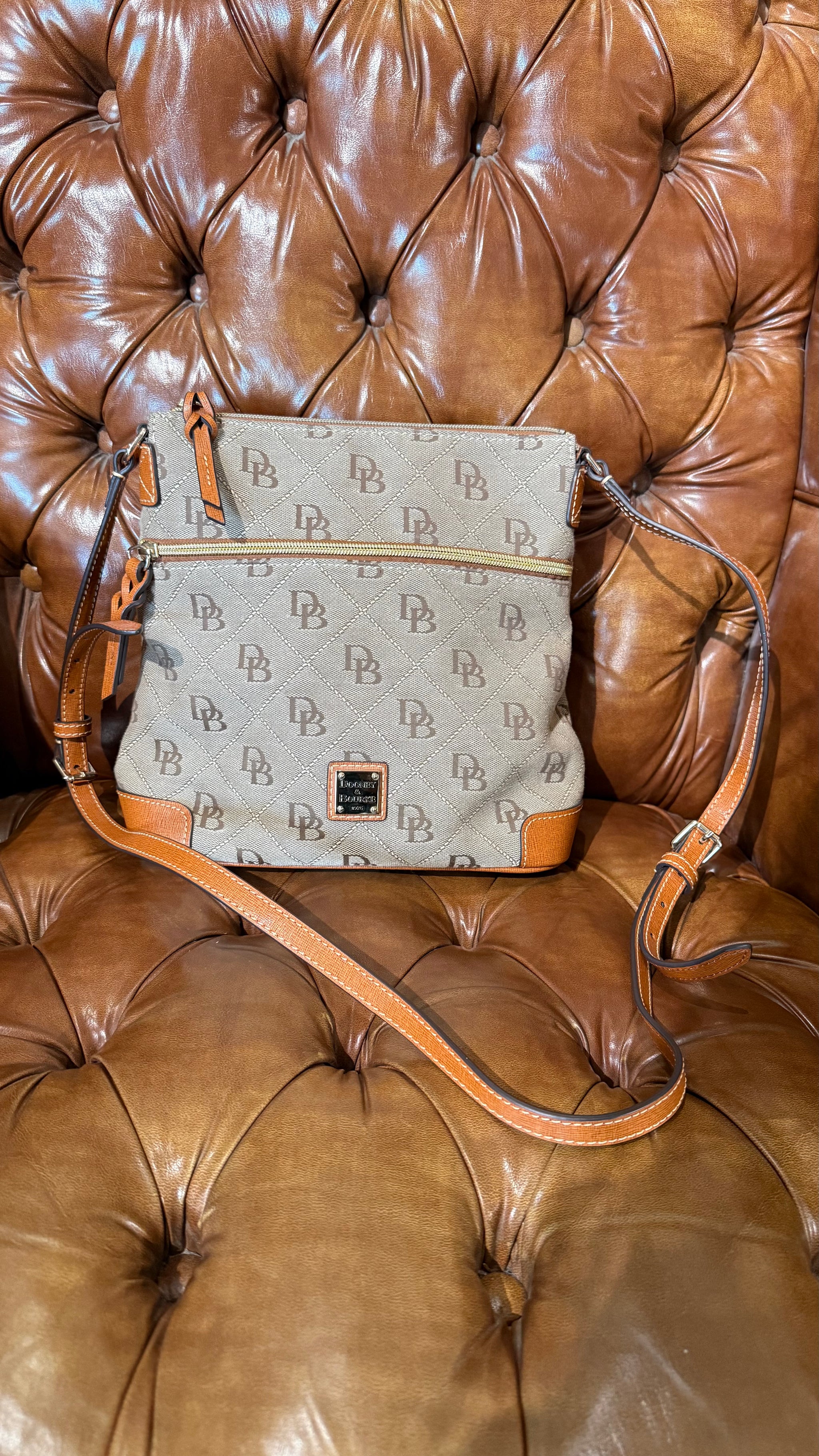 Dooney & Bourke Crossbody
