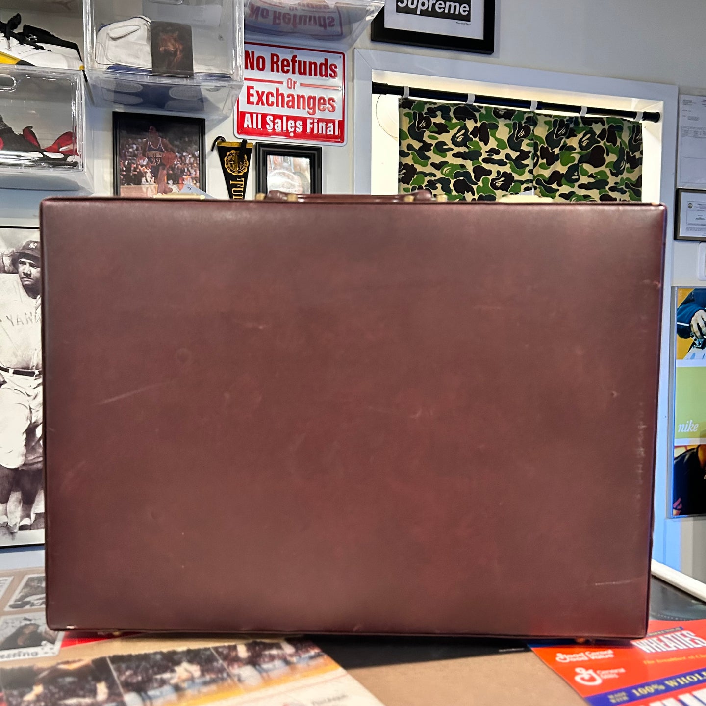 Vjntage 90’s briefcase