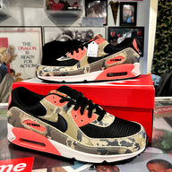 Nike camo air max
