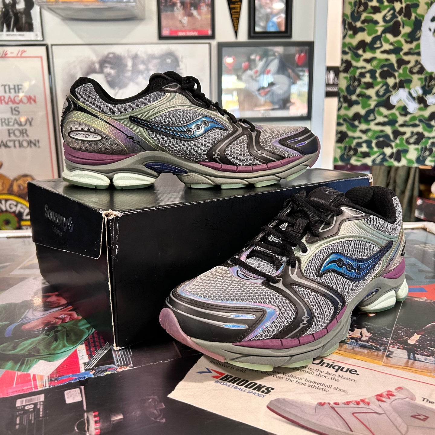 Saucony Pro Grid ( pre owned )