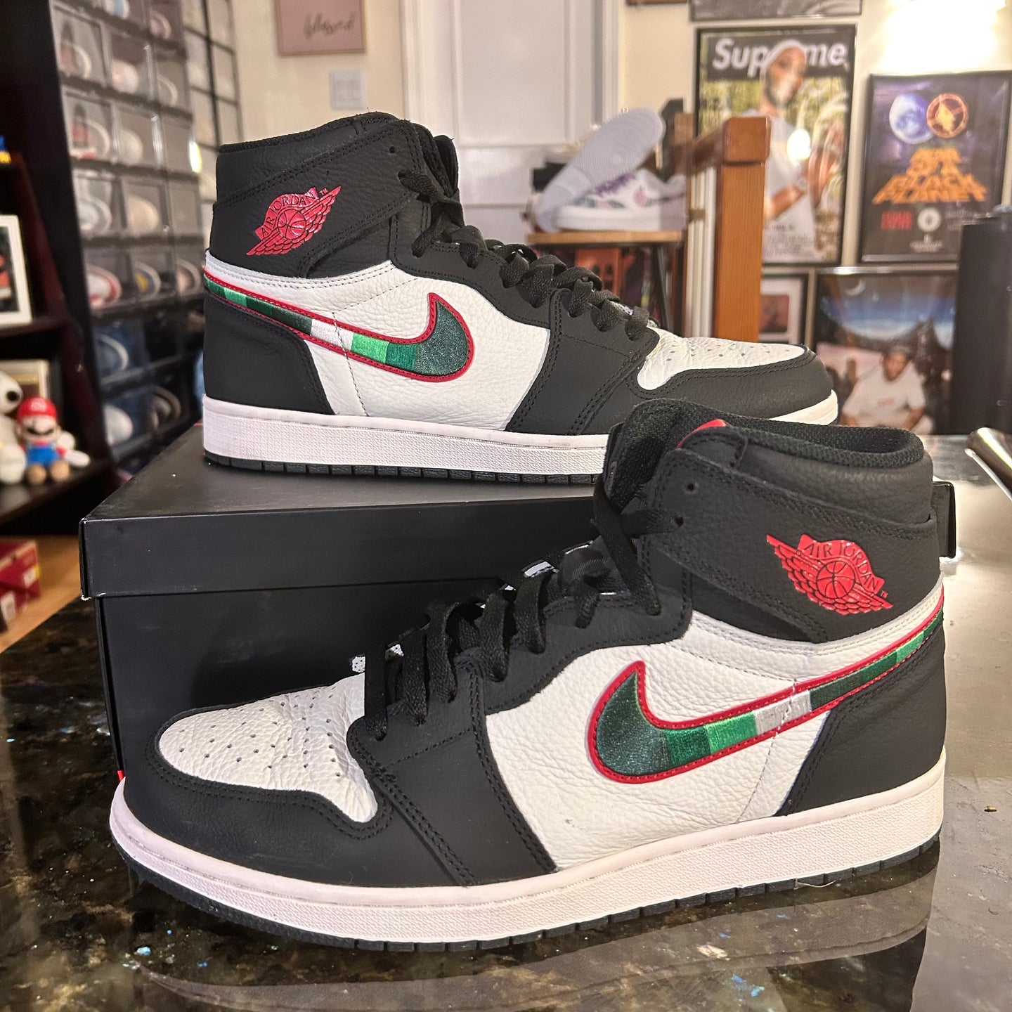 Sports illustrated Jordan 1’s
