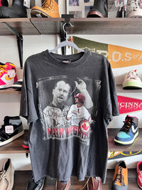 1998 Mark McGwire T-shirt