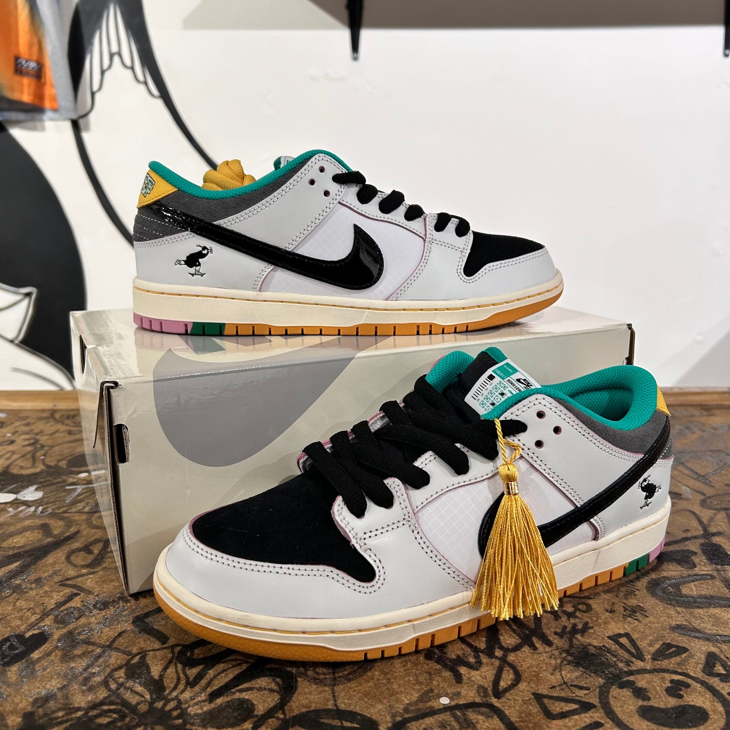 Nike SB Dunk Low - CSEF