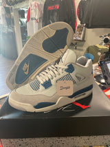 Air Jordan 4 Retro Military Blue