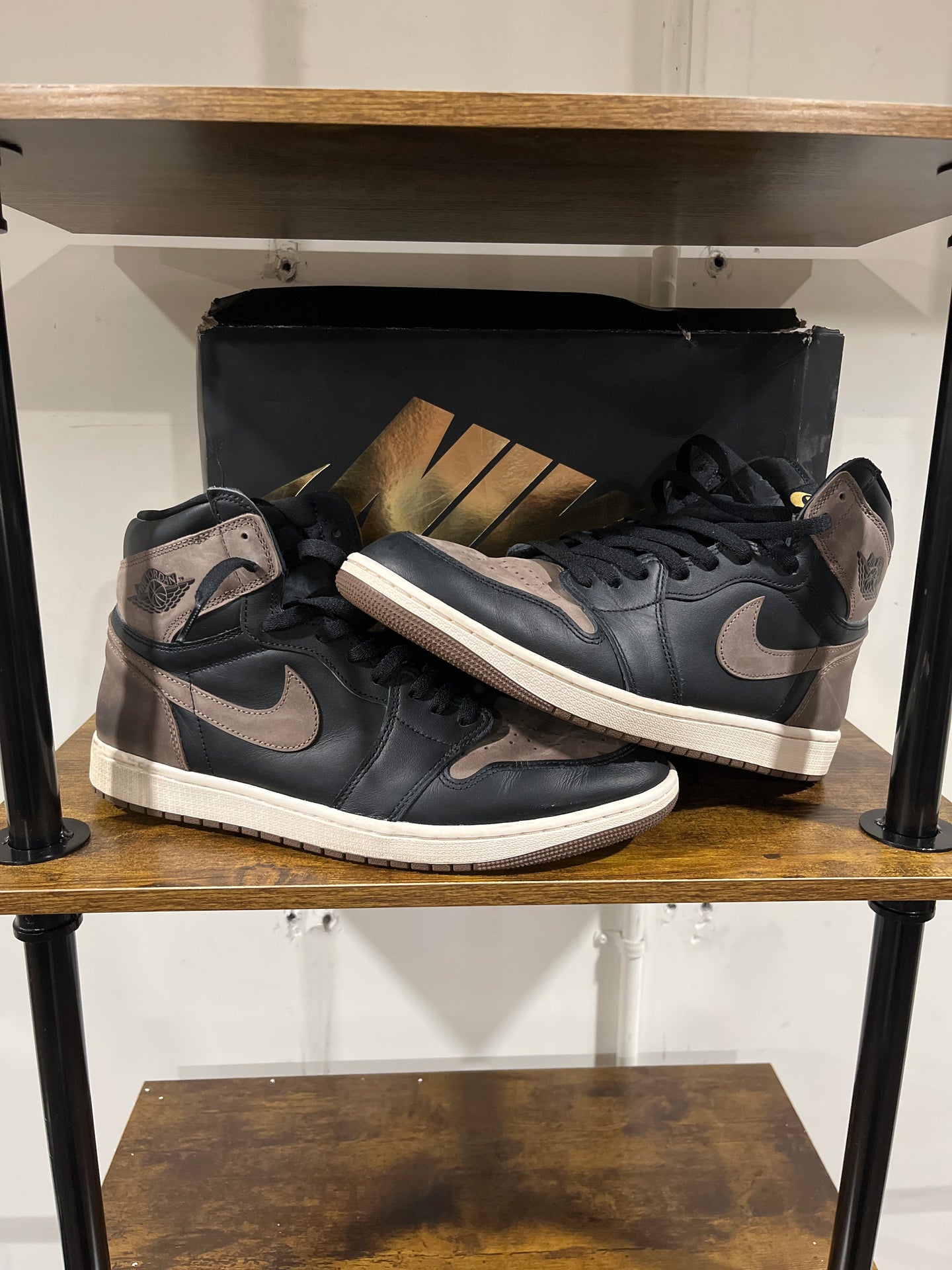 Jordan 1 Retro High Palomino