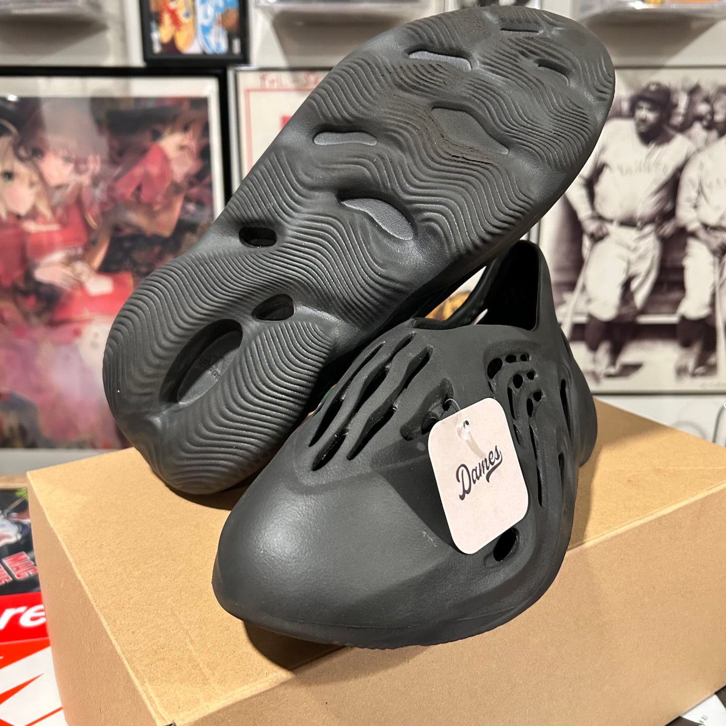 Yzy Onyx Foam Runner