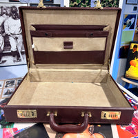 Vjntage 90’s briefcase