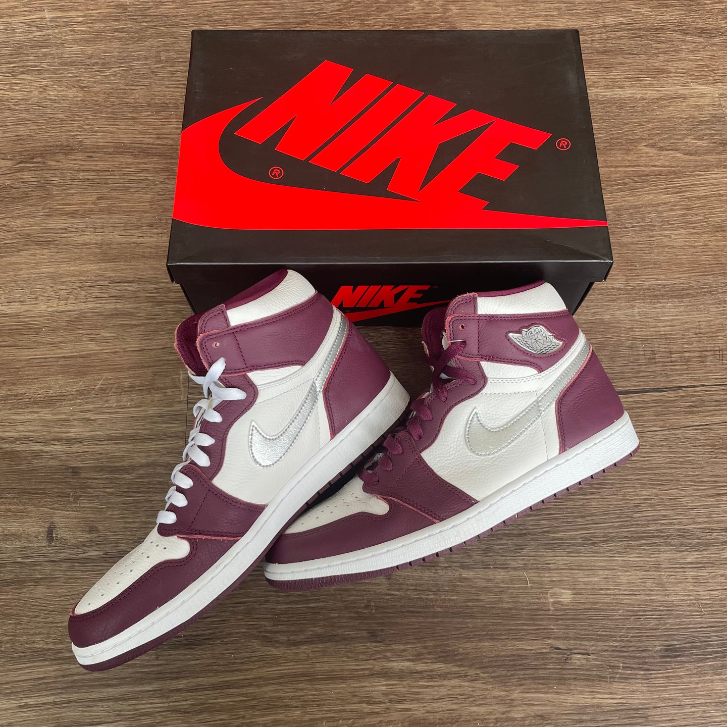 Air Jordan 1 Bordeaux