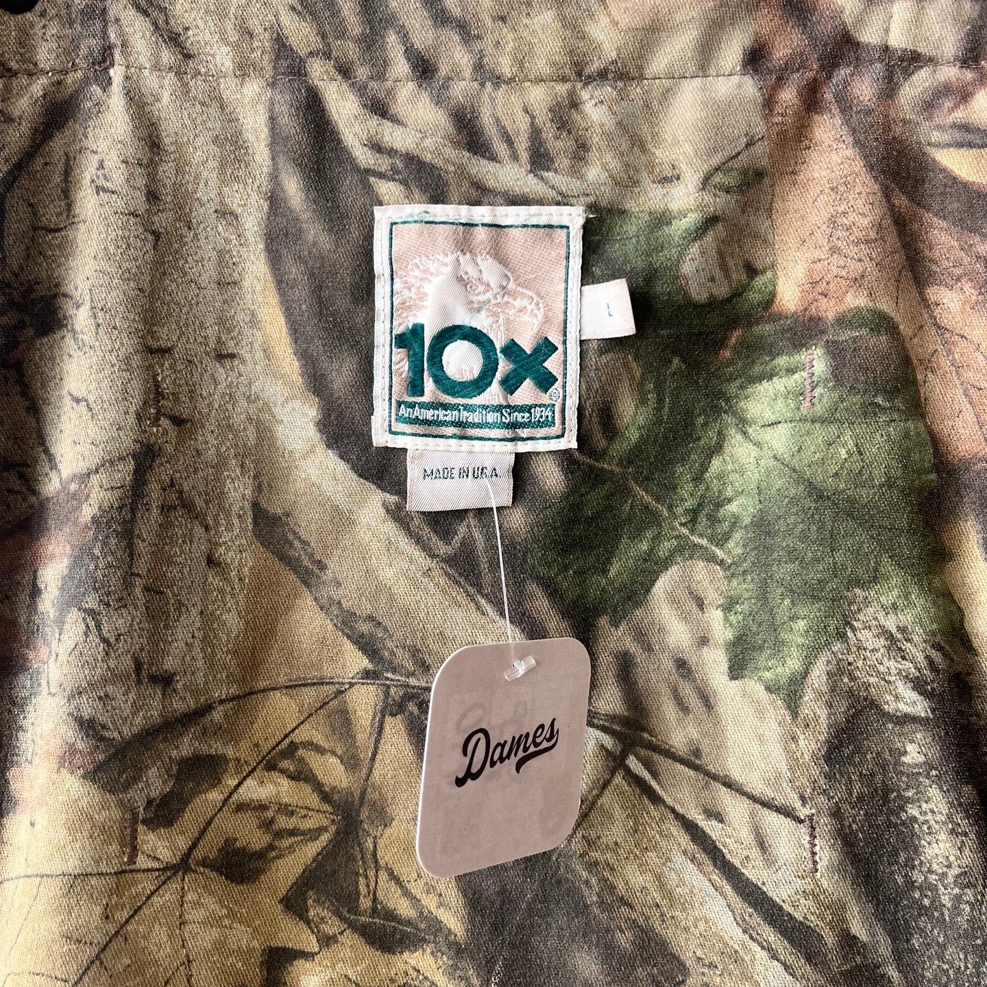 Vintage 10x Camouflage Hunting Vest w/Compass