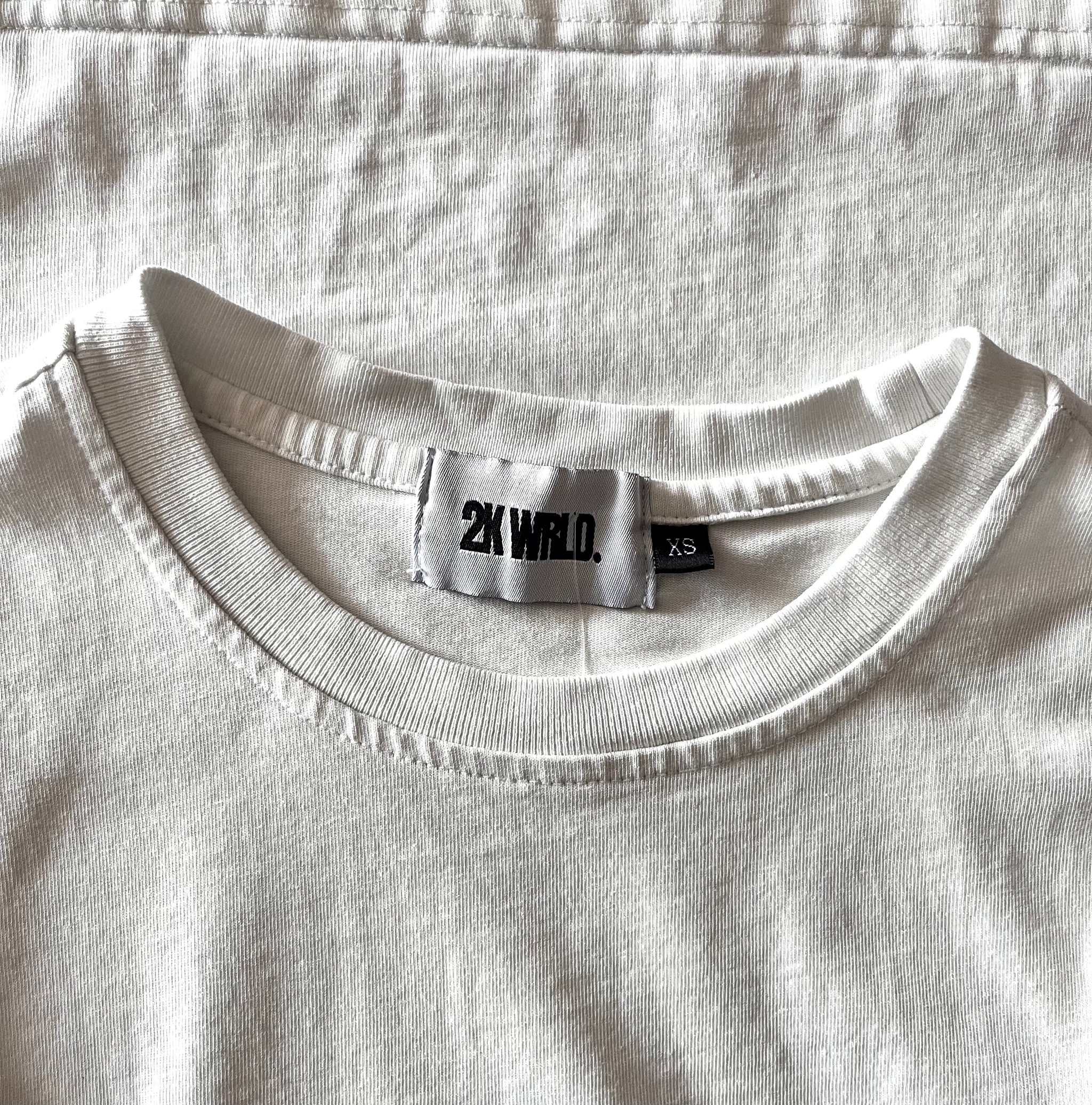 2K WRLD Flat Six Porsche Crop Top T-shirt