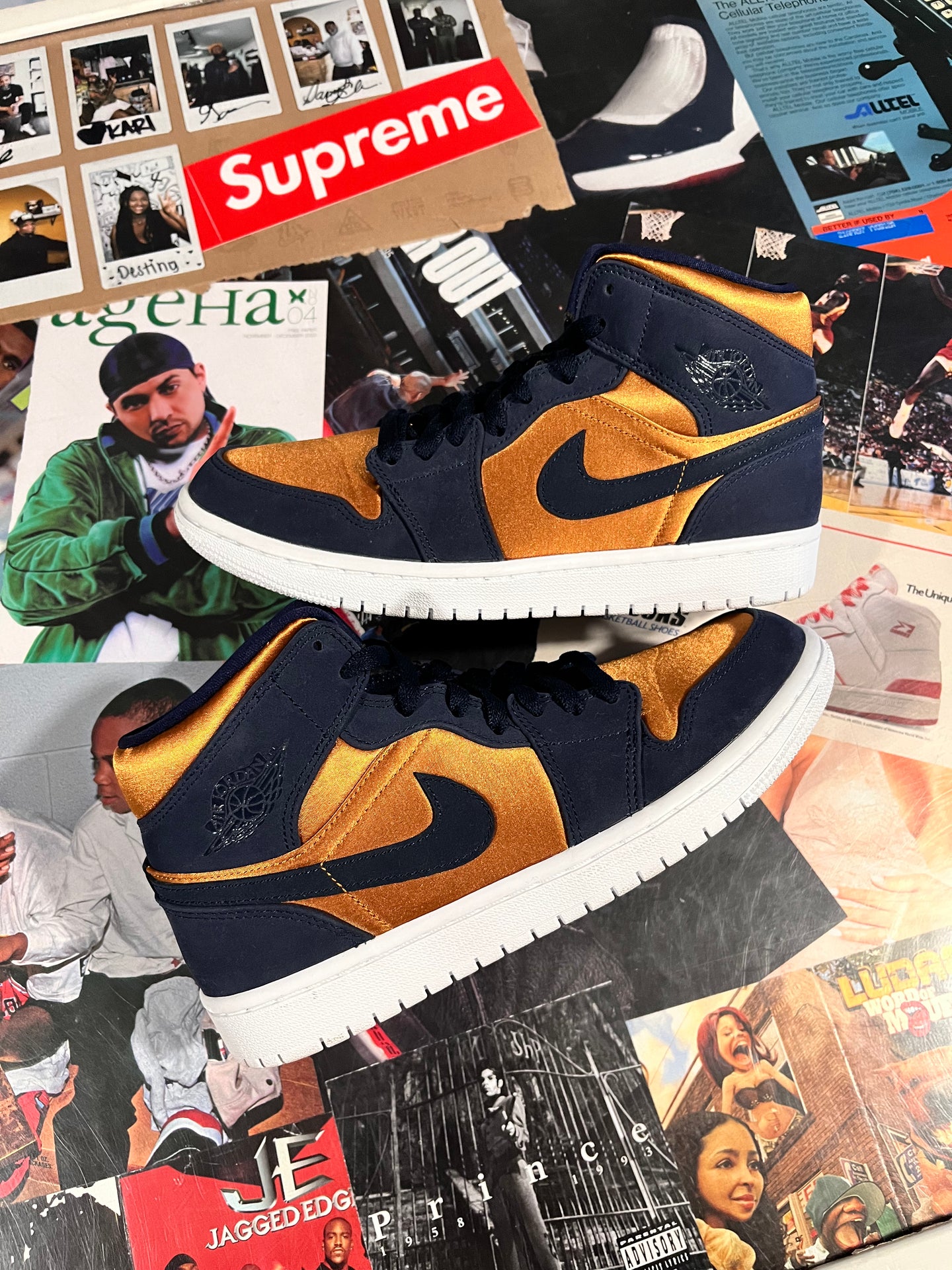 Air Jordan 1 Mid SE "Stain Gold"